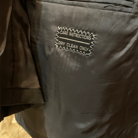 Mani Italian Suit Gray 44R - Picture 11 of 16